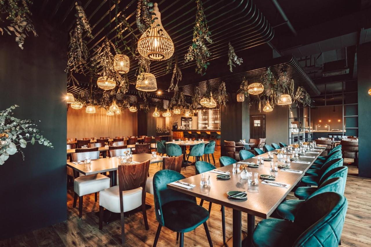 טאבור Hotel Palcat מראה חיצוני תמונה