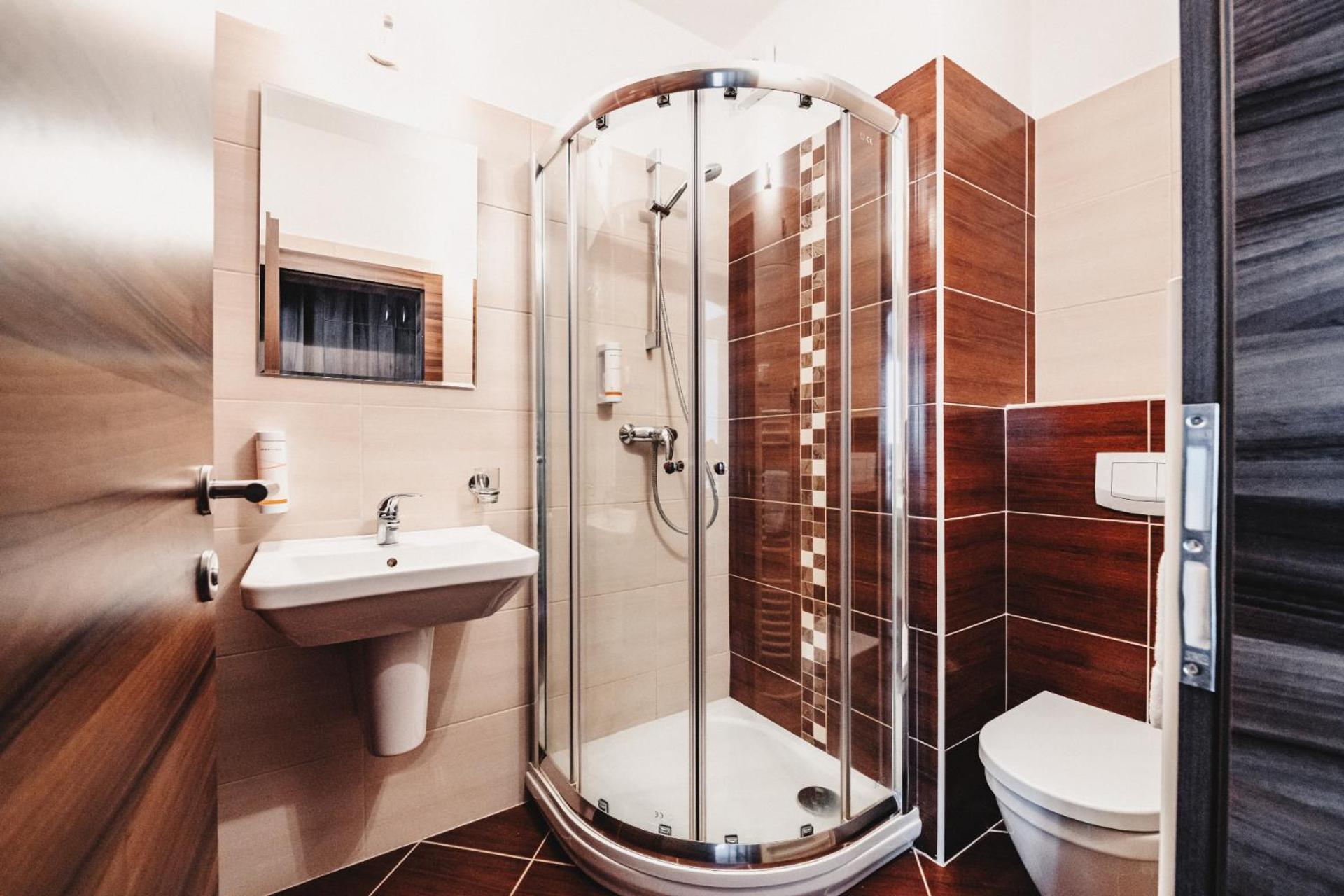 טאבור Hotel Palcat מראה חיצוני תמונה